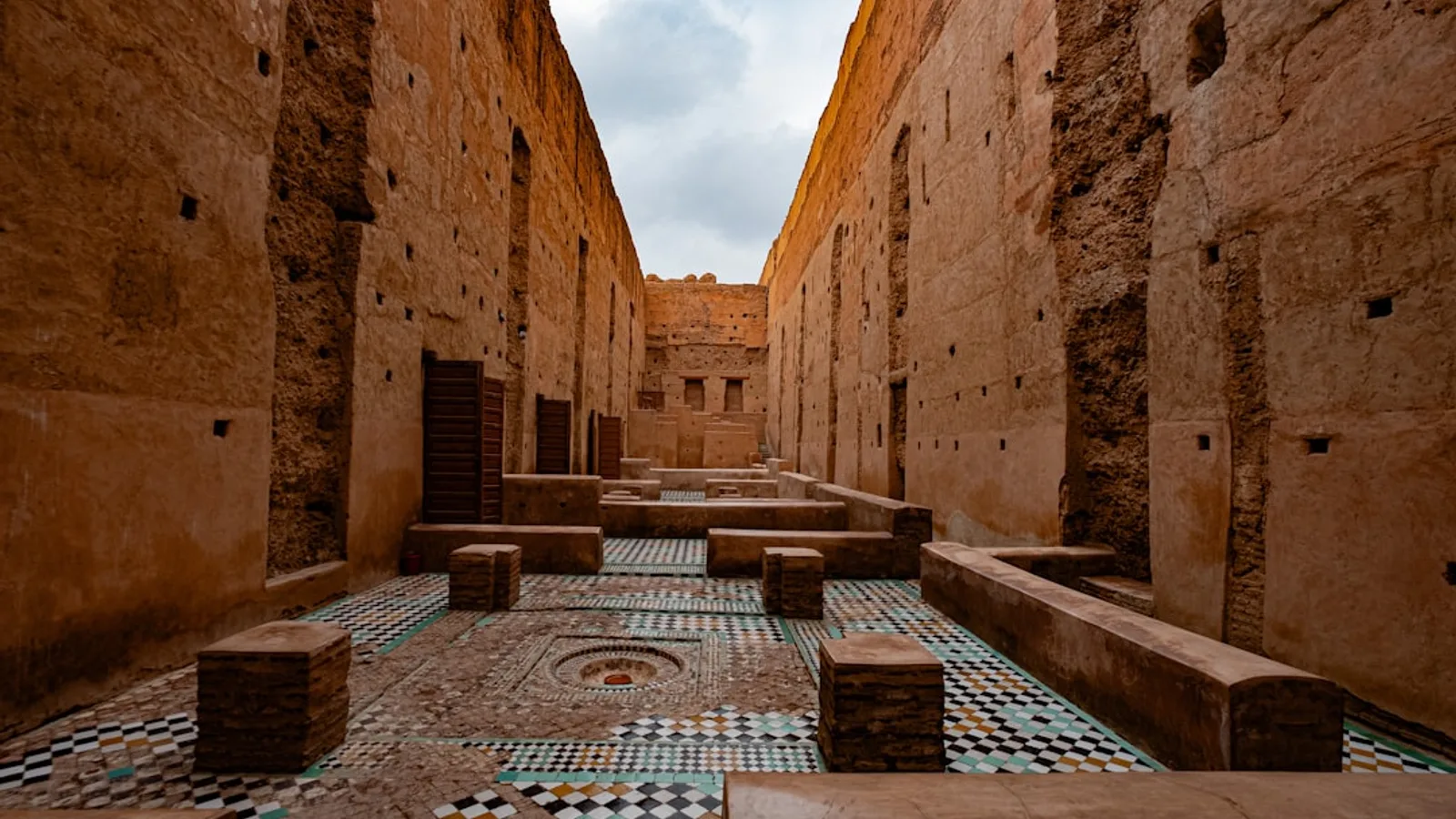 Car rental in Midelt, Morocco